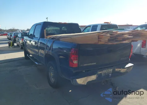 2005 Chevrolet Silverado 2500Hd Lt z USA, uszkodzony, nr VIN 1GCHC23U45F889992